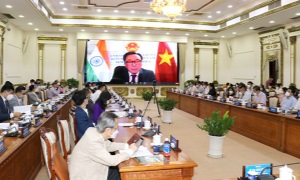 TP. Hồ Chí Minh tổ chức Hội nghị gặp gỡ kiều bào và người Việt Nam ở nước ngoài đóng góp ý kiến cho sự phát triển bền vững của Thành phố